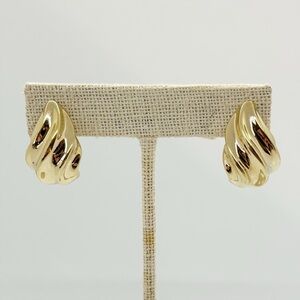 14k yellow gold Puffy Swirl Drop Earrings. Vintage